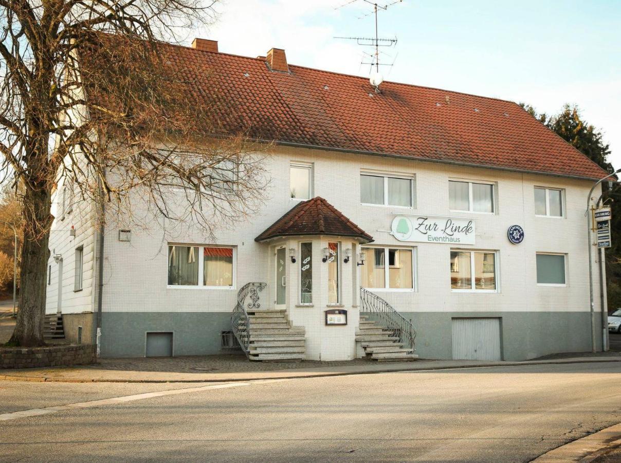 Zur Linde Hotel Ottweiler Exterior photo